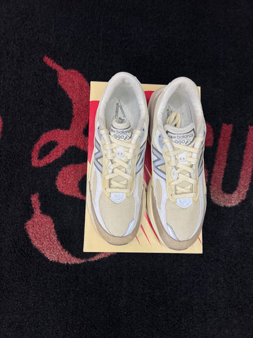 Pre-Loved New Balance 990V6 "MiUSA Cream" Sz10.5